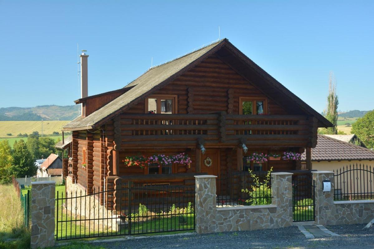 Trinity Log Cabin Wellness Resort Štrba Εξωτερικό φωτογραφία