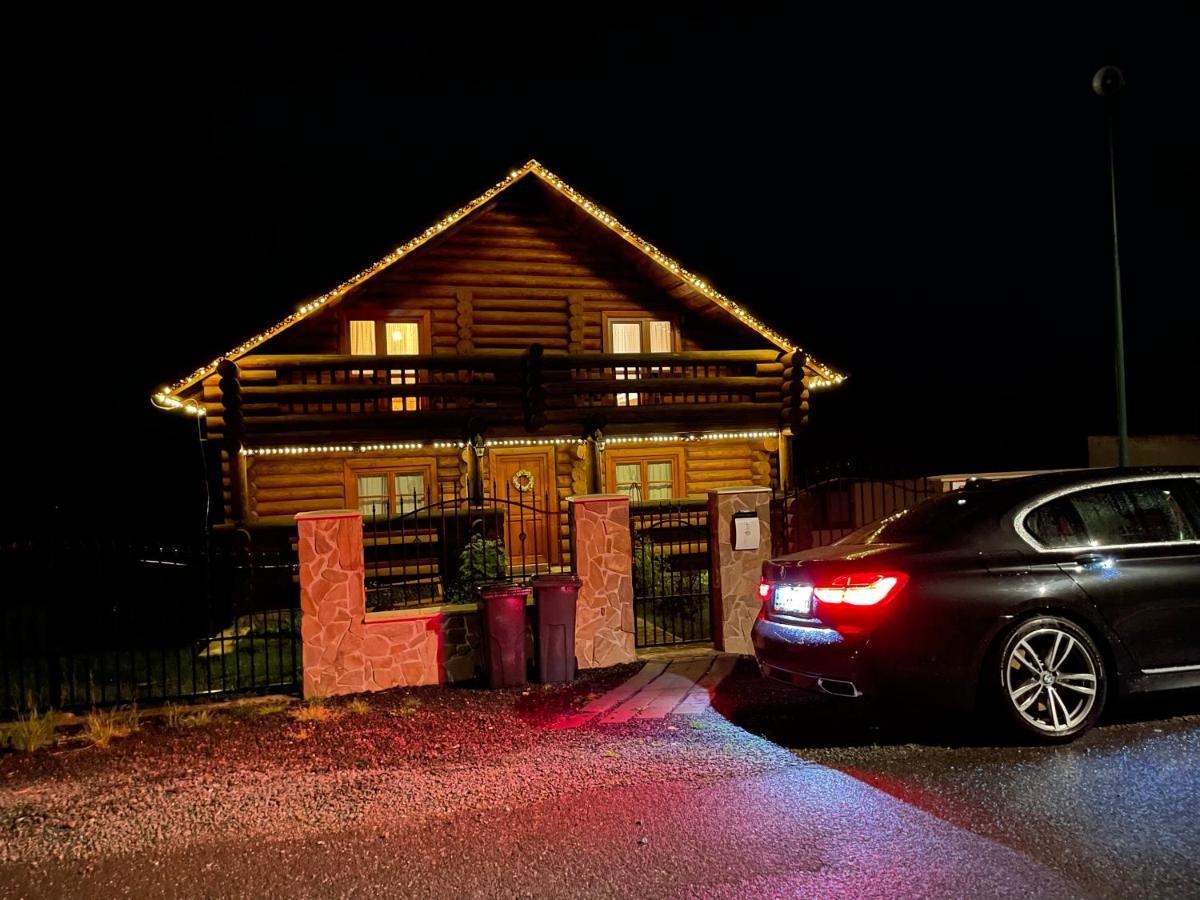 Trinity Log Cabin Wellness Resort Štrba Εξωτερικό φωτογραφία