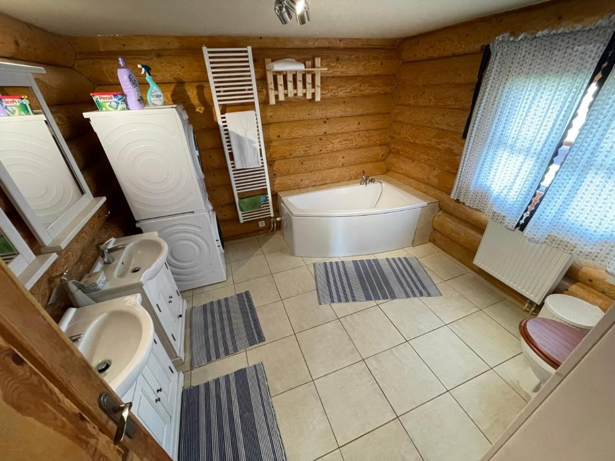 Trinity Log Cabin Wellness Resort Štrba Εξωτερικό φωτογραφία